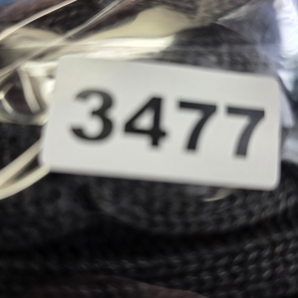 Levis Womens Cable Knit Crewneck Sweater size medium Charcoal Gray Relaxed‎ Fit - Picture 10 of 10